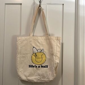 Peanuts tote